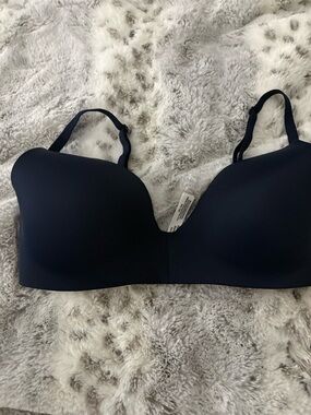 PINK Victoria's Secret Smooth Navy T-Shirt Bra
